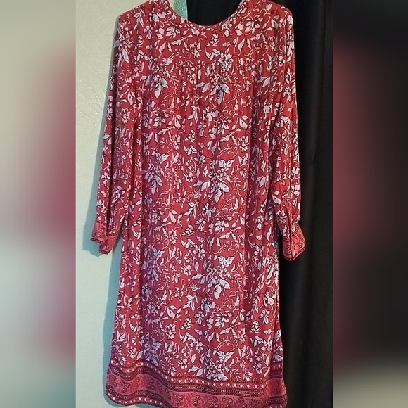 LOFT partial button up dress, or can wear as a long blouse. - Picture 5 of 6